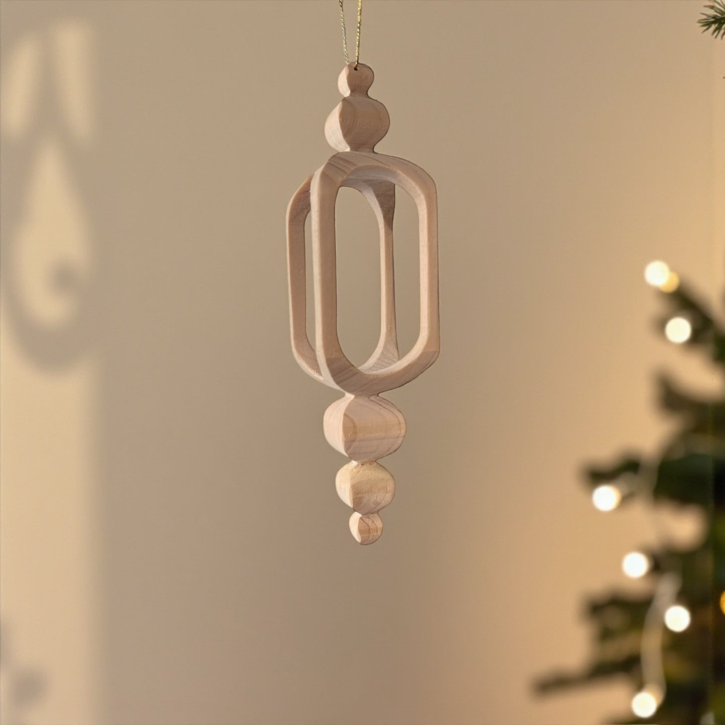 Suspension sculptée